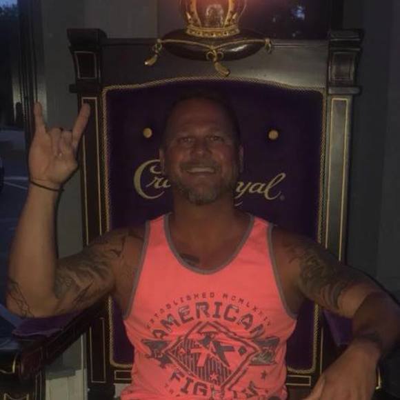 Meet your Posher, Brad - Picture 1 of 1